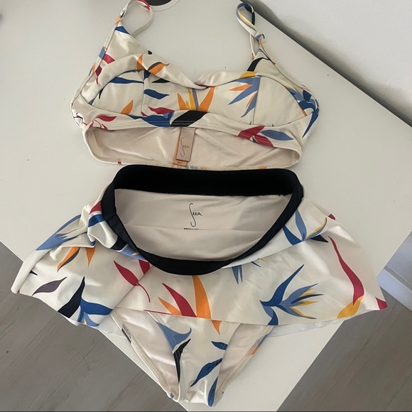 Seea Oasis bikini top and bottom set - Picture 7 of 14